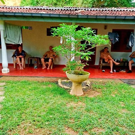 Arachchi Guest House 米瑞莎 外观 照片