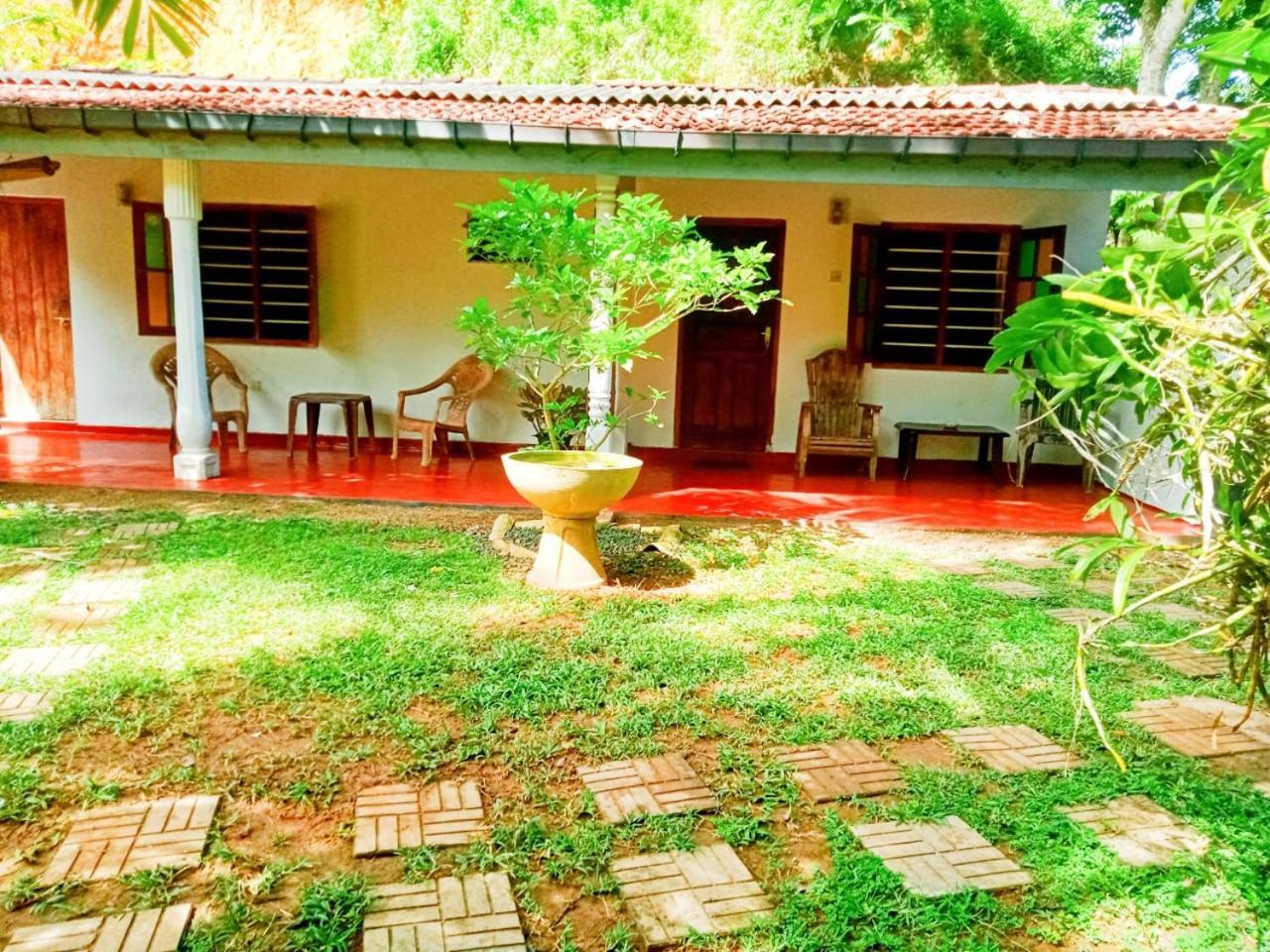 Arachchi Guest House 米瑞莎 外观 照片